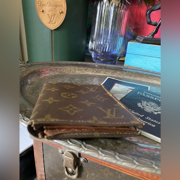Ultra RARE Vintage LOUIS VUITTON LV Monogram Billfold Designer Wallet Accessory - Picture 12 of 12